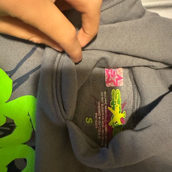 Spider
Small - Picture 2 of 2